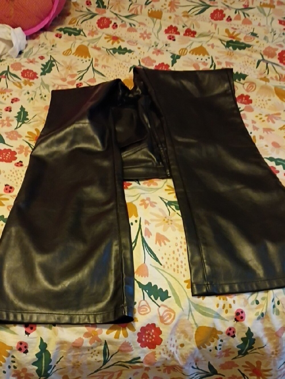 GAP Women's Black Skinny Leather Jeans - Picture 4 of 5